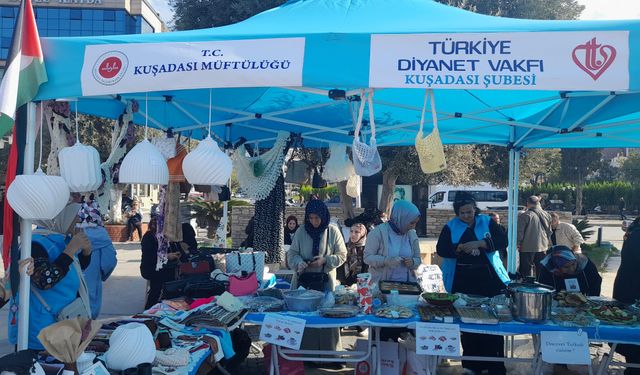 Kuşadası Müftülüğü 'Gazze' için Hayır Çarşısı'nda buluştu