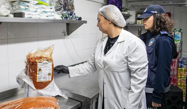 Kuşadası’nda gıda denetimi
