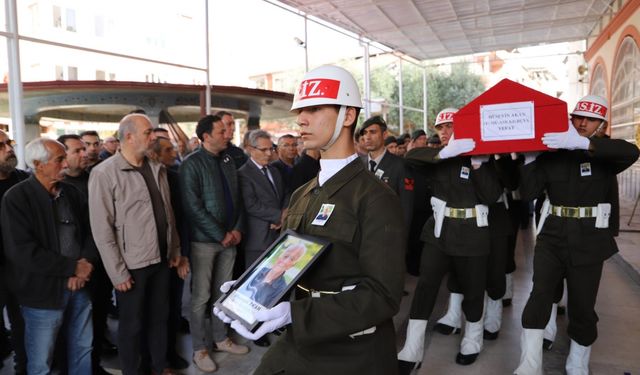 Nazilli'de 91 yaşındaki emekli astsubaya askeri tören düzenlendi