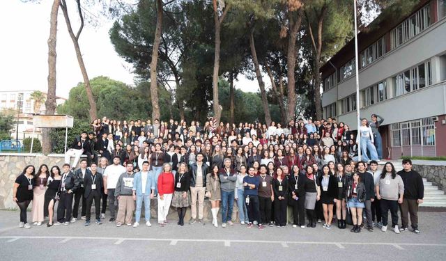 Nazilli’de Münazara Turnuvası’na yoğun ilgi