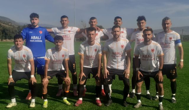 Yamalakspor, gol olup yağdı