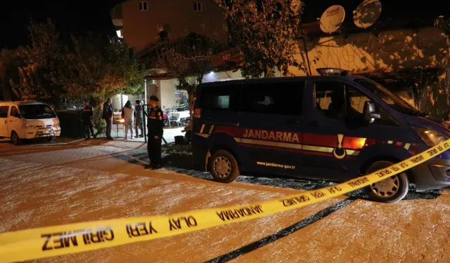 Tüfekle oynarken kız arkadaşını öldürdü