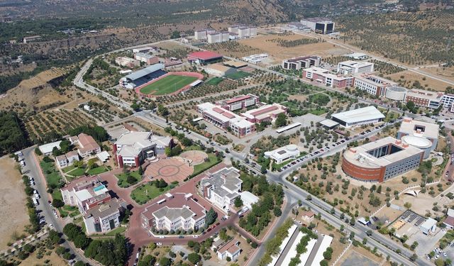 ADÜ’de kampüs yenileniyor