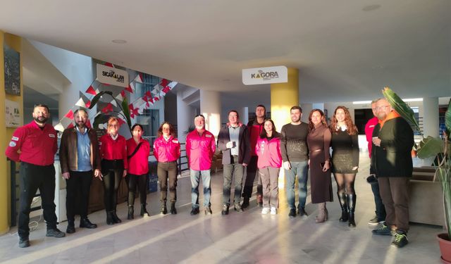 AKUT gönüllüleri ADÜ'lü öğrencilerle buluştu