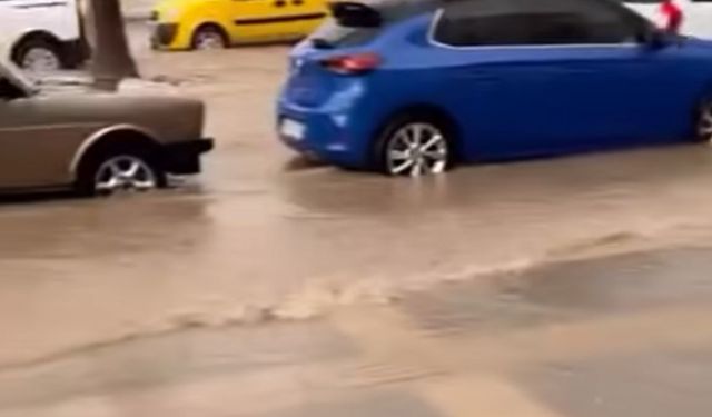 Sağanak yağış, Didim'de etkili oldu