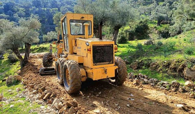 Aydın Büyükşehir il genelinde alt ve üst yapı çalışmalarını sürdürüyor