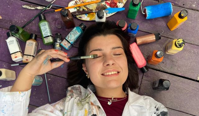 Fırçası ile Aydın'a nefes aldırdı