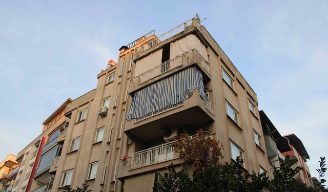 Aydın'da kahreden olay: Çatıdan düşen genç hayatını kaybetti