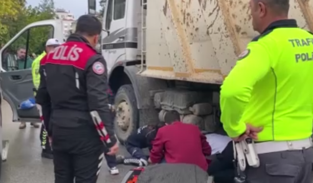 Aydın'da feci kaza: Motosiklet sürücüsü kamyonun altında kaldı