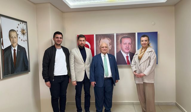 Eski bakandan Çine AK Parti’ye ziyaret