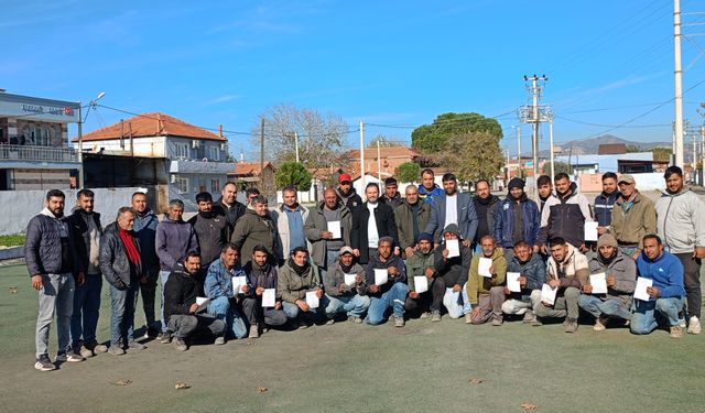 İncirliova AK Parti’den rekor: Bir günde 73 yeni üye