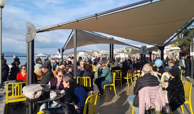 Kış gelmeyen kent Kuşadası'nda 'İkinci yaz' sürprizi yaşandı