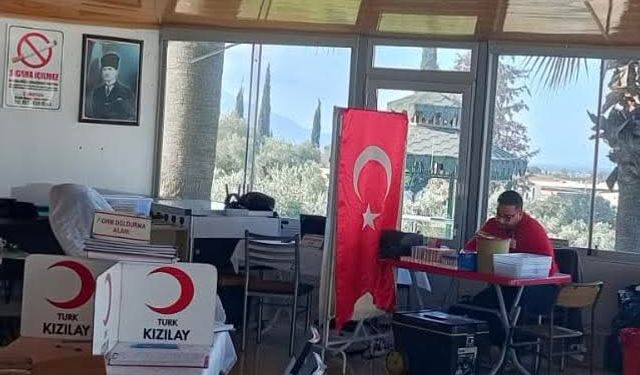 Kızılay'ın durağı Kuşadası ADÜ oldu