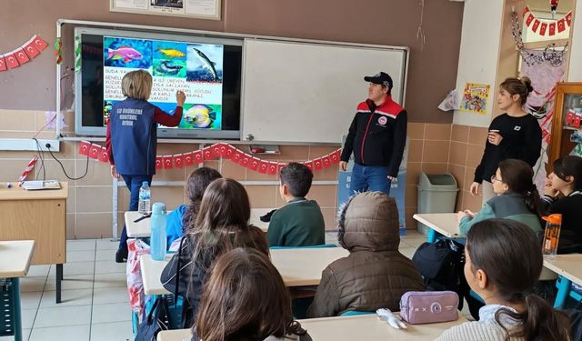 Koçarlı’da öğrencilere balık tüketiminin önemi anlatıldı