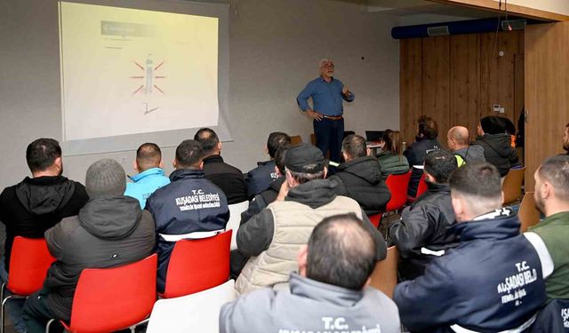 Kuşadası Belediyesi personeline ’güvenli sürüş’ eğitimi verildi