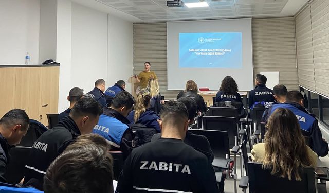 Kuşadası Belediyesi Zabıta Amirliği 'Saha elçileri' projesinde buluştu