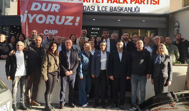 Kuşadası Memleket Partisi'nden CHP'ye toplu katılım gerçekleşti