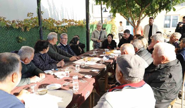 Nazilli Belediyesi’nin dağıttığı binlerce ağaç fidanı kısa sürede tükendi