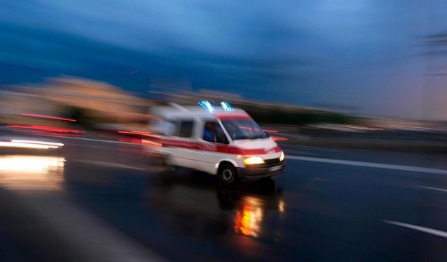 Devrilen beton mikserinin sürücüsü yaşamını yitirdi