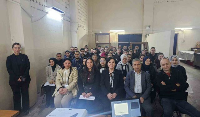 Aydın Atatürk Devlet Hastanesi’nde yeni personele oryantasyon eğitimi