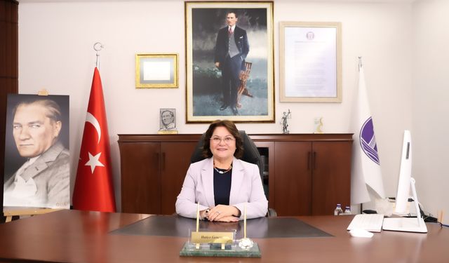Başkan Gençay'dan Bayrak provokasyonuna Türk bayraklı tepki