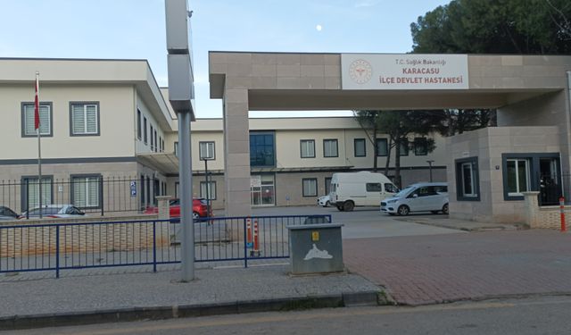 Karacasu'da bir kişi kendini bıçakla yaraladı