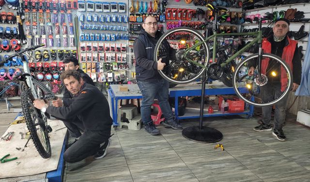 3 kuşak Aydınlılara hizmet veren aile