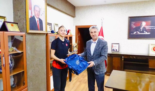 Türkiye şampiyonlarından Kaymakam Abay’a ziyaret