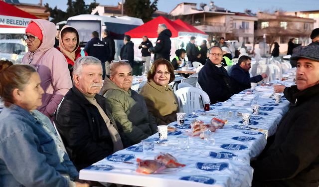 Başkan Gençay " Sofralarımız paylaştıkça güzelleşiyor"
