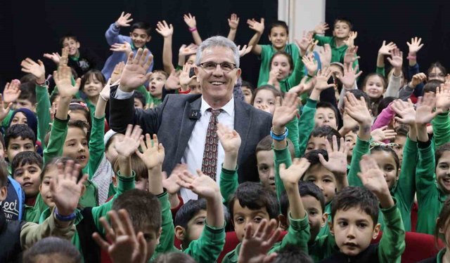 Başkan Tetik öğrencilere belediyeciliği anlattı