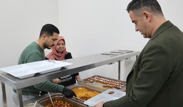 Bu lokantada Ramazan’da yemek ücretsiz