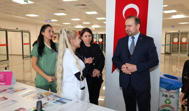 İl Müdürü Şenkul, Sağlıklı Hayat Merkezi Tanıtım” Standı’nı inceledi