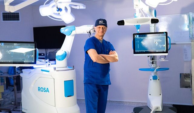 Kalça ağrısına dikkat: Prof. Dr. Şavk uyardı