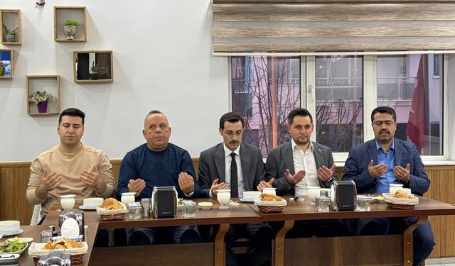 Bozdoğan protokolü bu iftarda buluştu: Saadet Partisi Erbakan’ı unutmadı