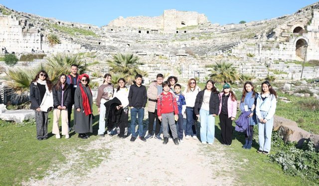 Didim Çocuk Meclisi’nden Miletos’ta matematik yolculuğu