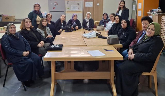 Fatih Mahallesi sakinlerine ‘Aile İçi İletişim’ eğitimi