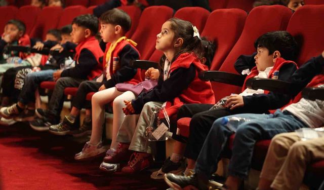 Aydın’da yetişkinler ve çocuklar için tiyatro etkinlikleri sahnelendi