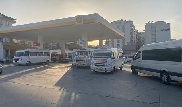 Benzin istasyonlarında zam yoğunluğu