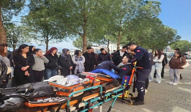 Buharkent’te ilk yardım ve sağlıklı yaşam eğitimleri verildi