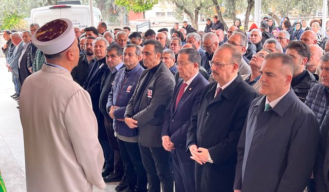 Nazilli'de Cumhurbaşkanı Başdanışmanın acı günü: Tumlu dualarla ebediyete uğurlandı