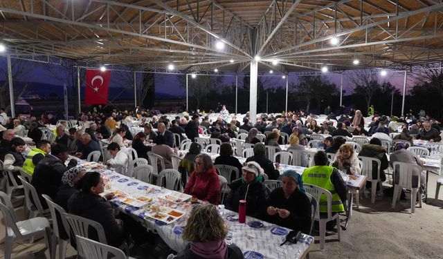 Denizköy mahallesi sakinleri Didim Belediyesi iftarında buluştu