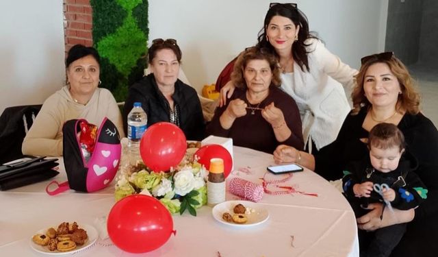 Didim’deki Yoranlılardan Marteniçka etkinliği