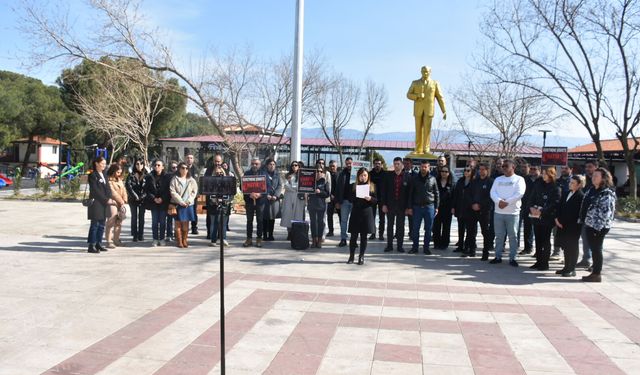 Karacasu'da öğretmenler eğitimde şiddete karşı ses yükseltti