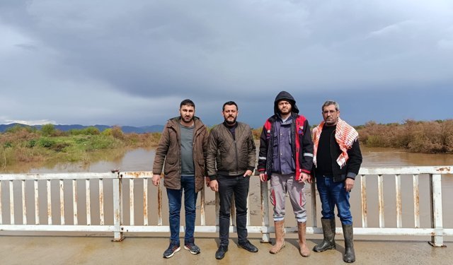 Menderes Germencik’te taştı: 10 bin dönüm tarım arazisi sular altında