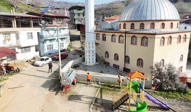 Nazilli Belediyesi’nden 82 mahallede bayram temizliği