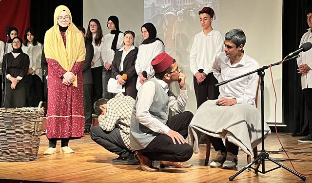 Nazilli’de İstiklal Marşı’nın 105. yılı duygusal anlara sahne oldu