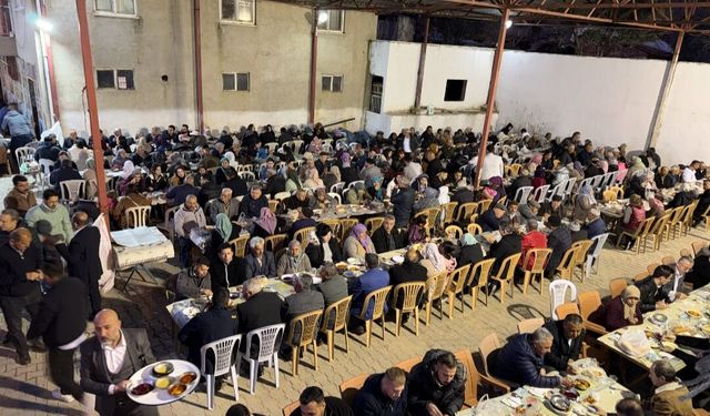 Özkan Group'tan Karacasu'da 2 bin kişilik iftar yemeği