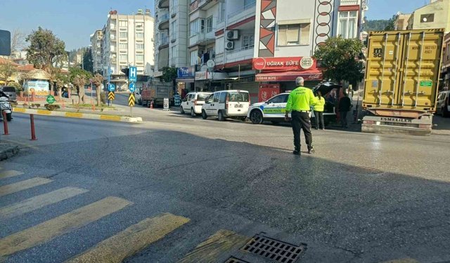 Motosiklet sürücüsü yaralandı