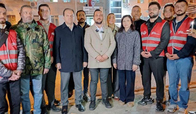 CHP Nazilli’den gözaltı nöbeti: Karakol önüne çadır kurdular