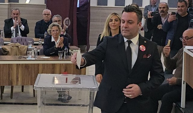 Kuşadası’nda başkanvekili Tahsin Demirtaş oldu